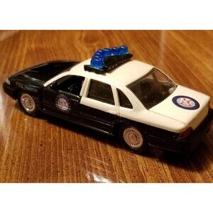 Florida Highway Patrol Road Champs die cast police car 1:43 scale